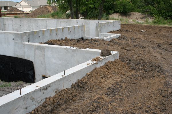 Cost of Foundation Wall Installation in Norristown
